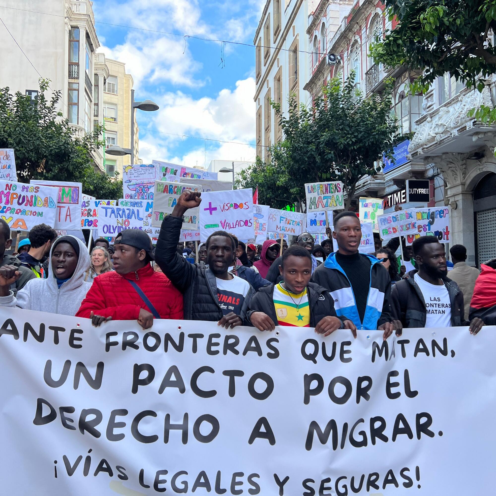 XII Marcha por la Dignidad en Ceuta en febrero de 2025 para protestar por la impunidad de la masacre de El Tarajal en 2014. - 1