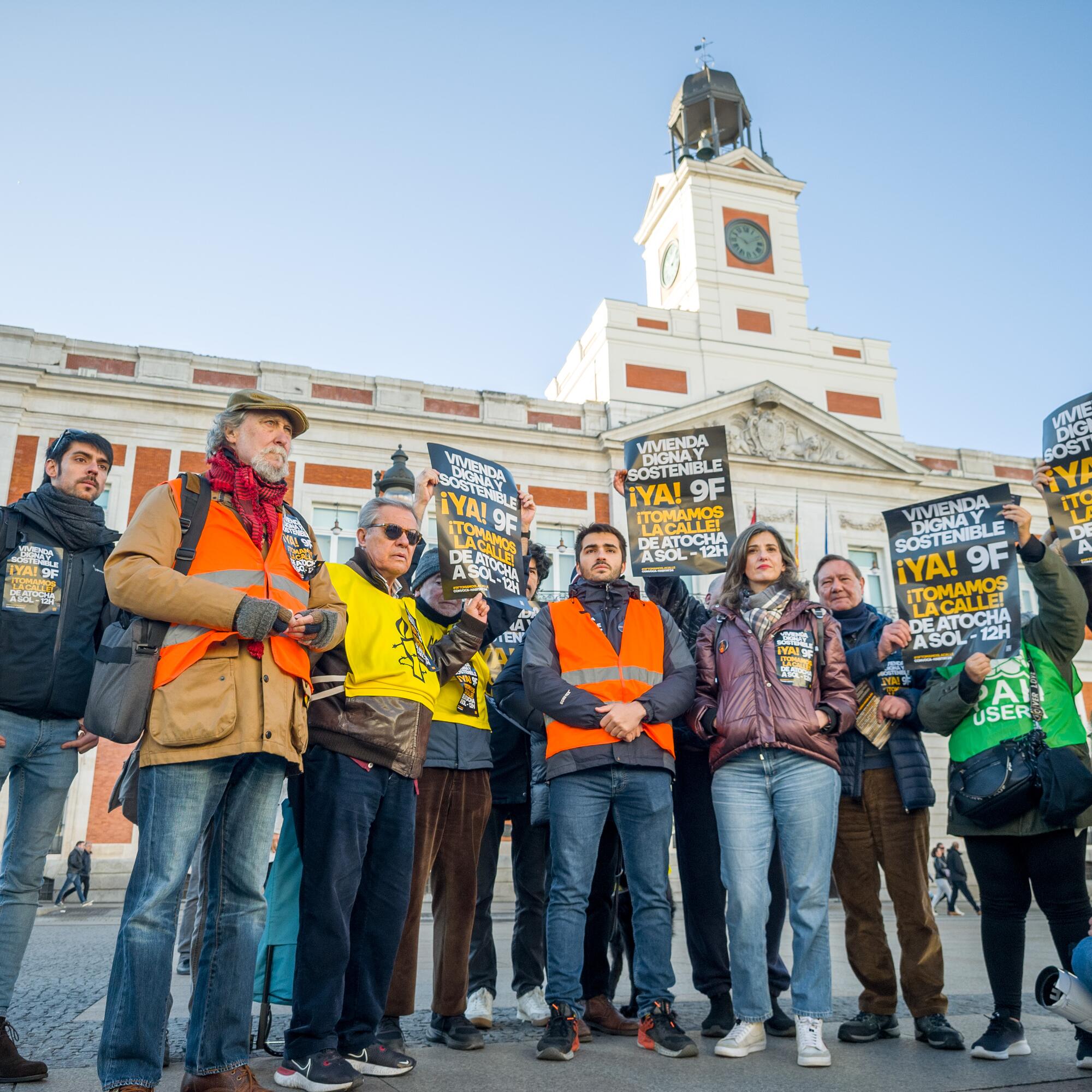 Las organizaciones de Hábitat 24 convocan la manifestación por la vivienda digna del 9 de febrero ante la sede del Gobierno de la Comunidad de Madrid, el 6 de febrero de 2025. Foto: Habitat 2024