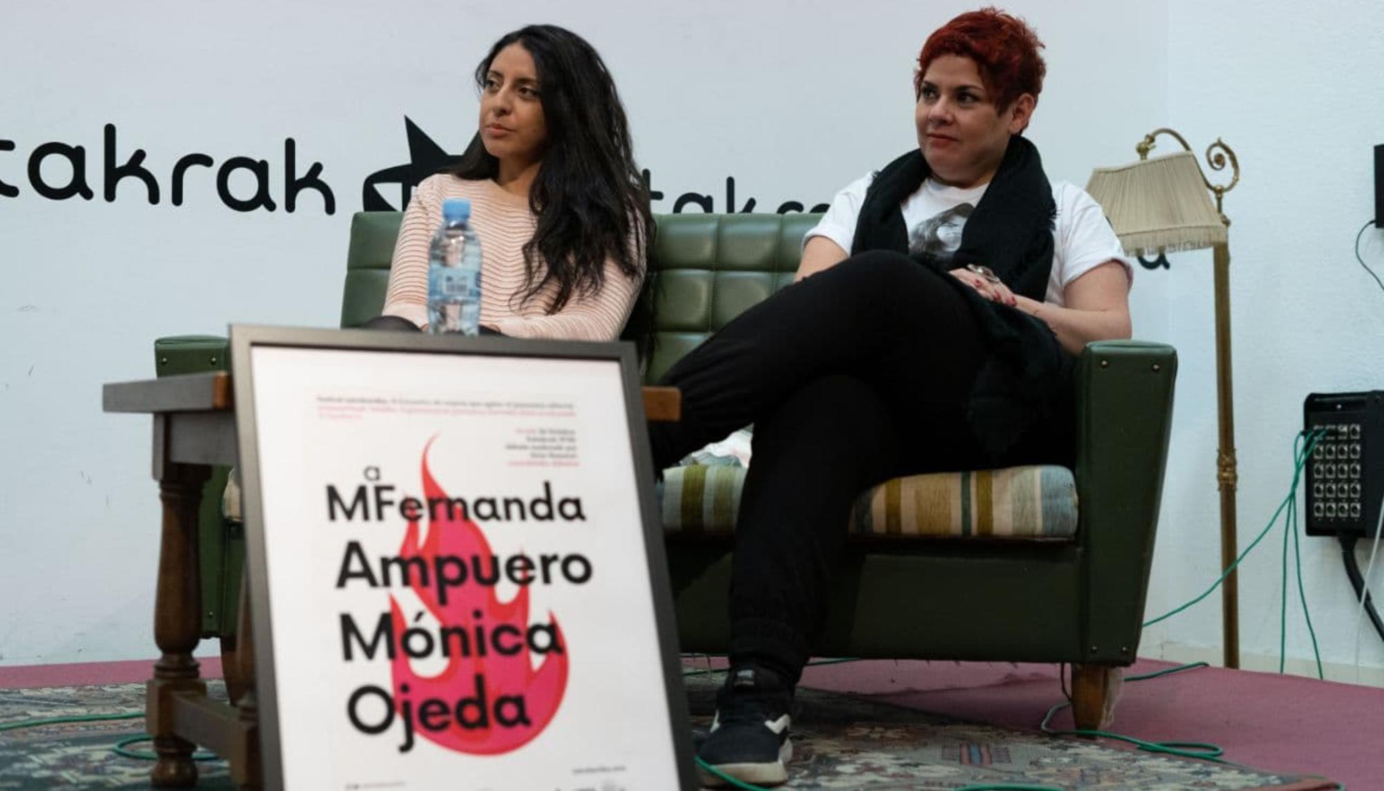 María Fernanda Ampuero y Mónica Ojeda en el Festival Letraheridas, celebrado en el centro social Katakrak de Iruñea