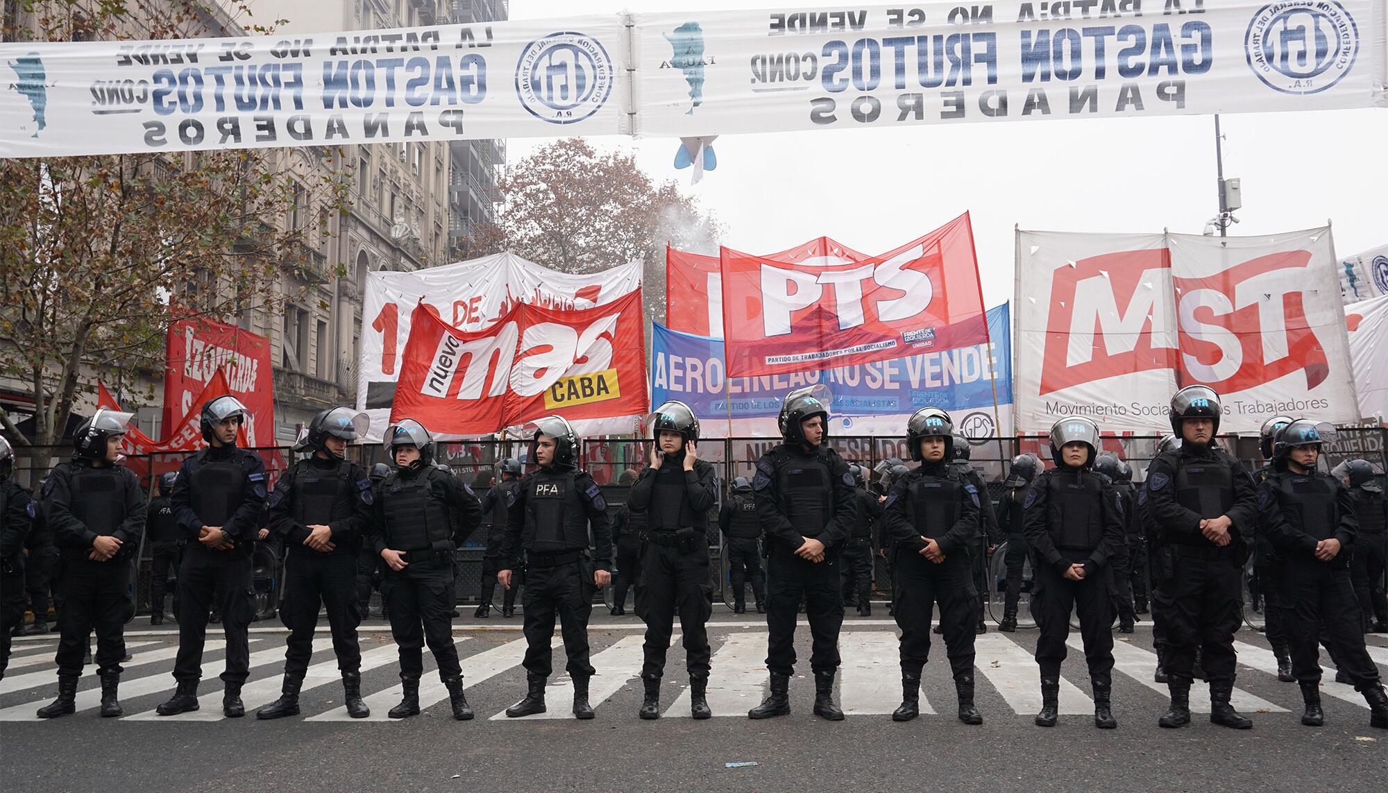 Protesta Milei Buenos Aires - 12