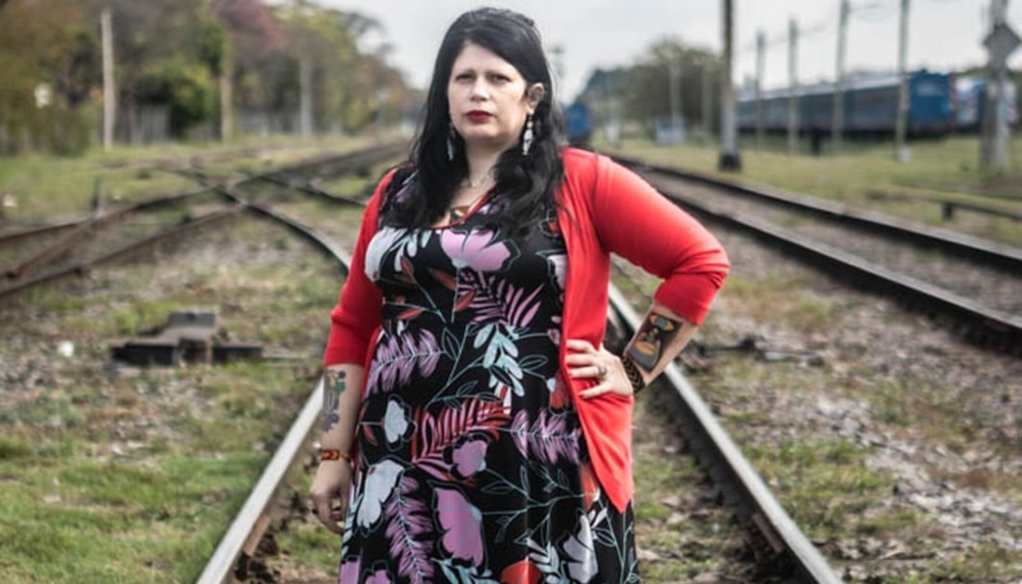 Dolores Reyes, autora de ‘Cometierra’, libro censurado por el Gobierno de Javier Milei. Foto: Lavaca.