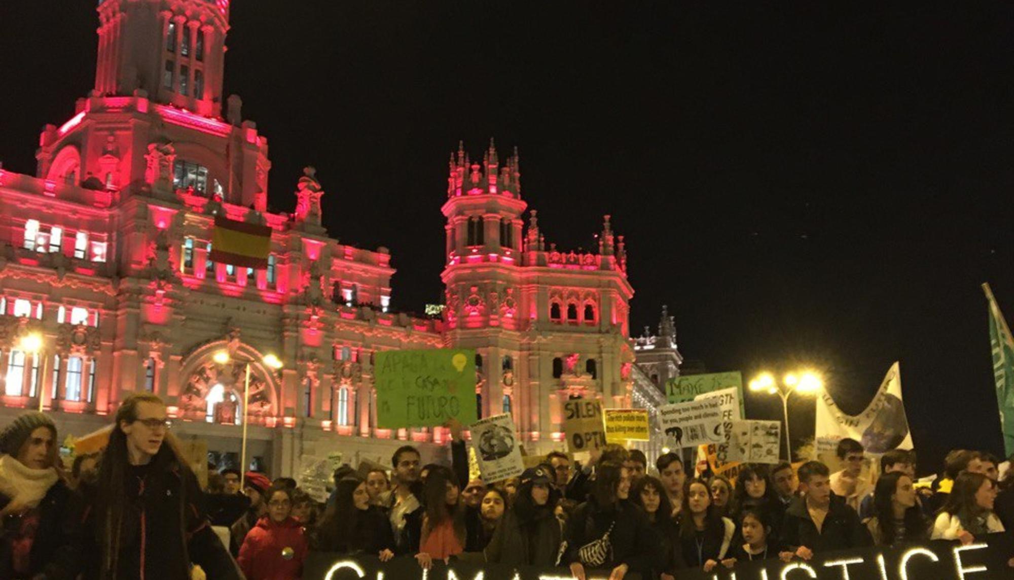 Manifestación por la justicia climática en Cibeles, Madrid, durante la COP25.
