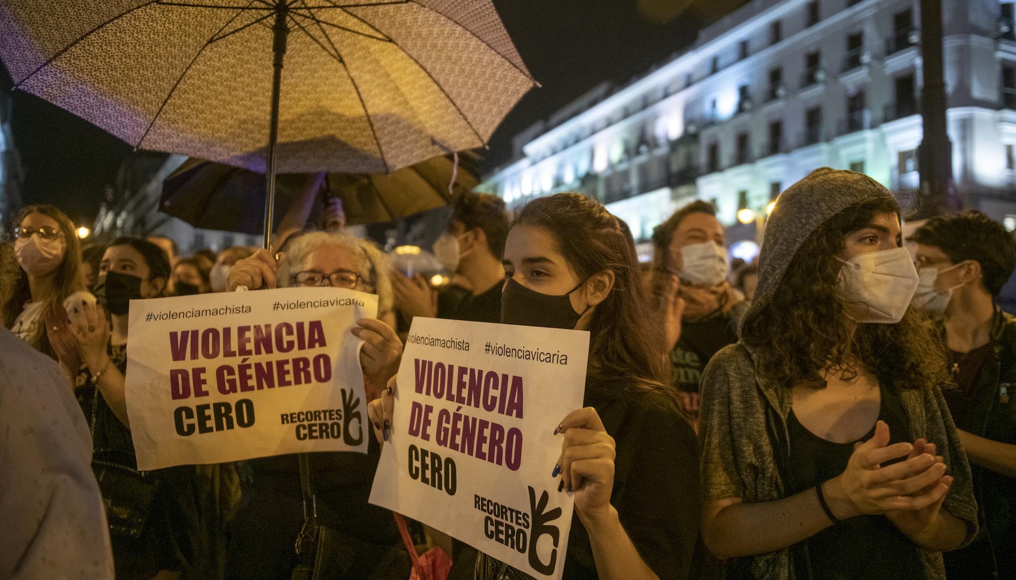 Concentración feminista en Madrid en protesta por los  asesinatos machistas - 16