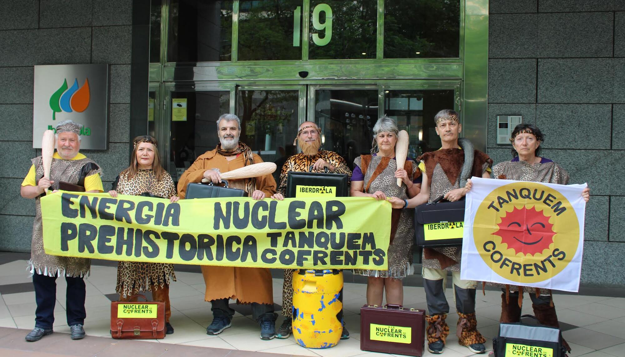 Activistas no nuclear cofrents