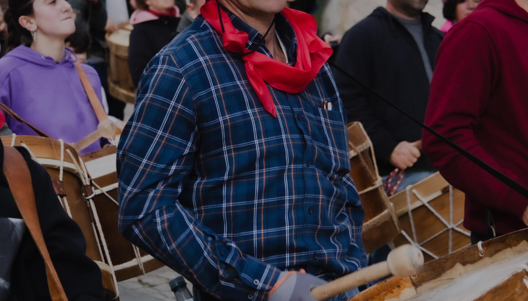 Máscaras ancestrais e entroidos tradicionais no encontro senlleiro da mascarada ibérica - 8