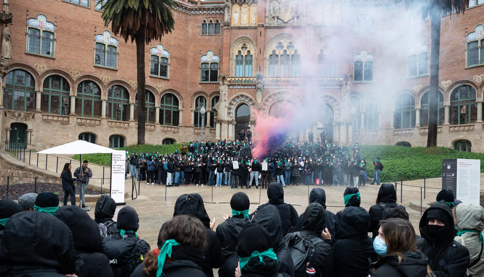 Concentración pro aborto hospital Santa Creu