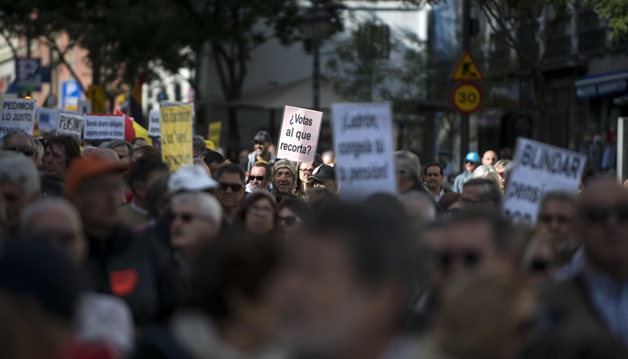 Manifestación Madrid pensionistas Congreso de los Diputados - 8