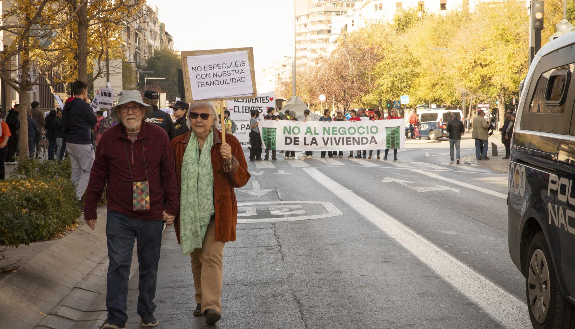 Manifestación contra el negocio especulativo de la vivienda - 2