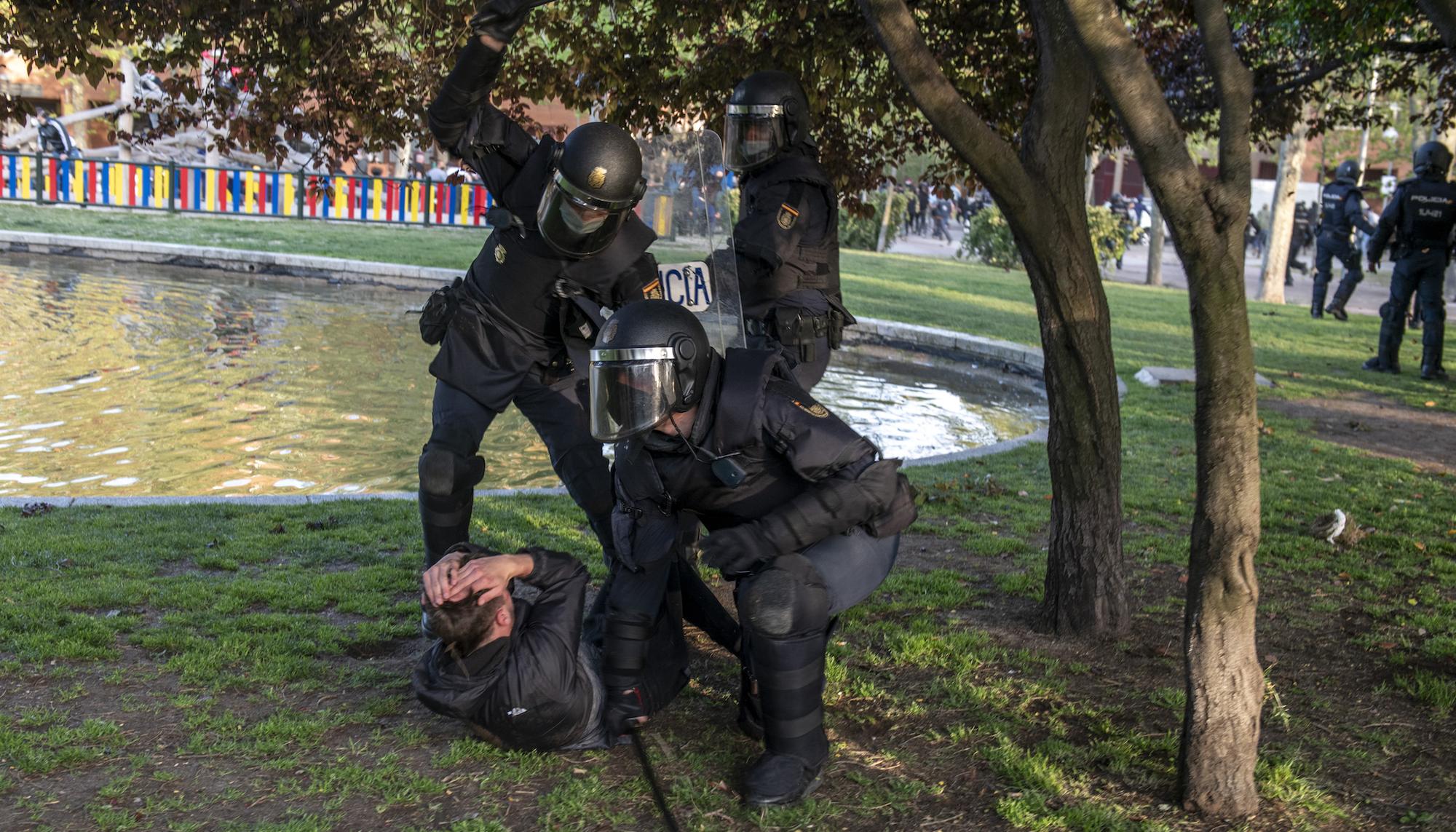 Agresión policial en Vallecas