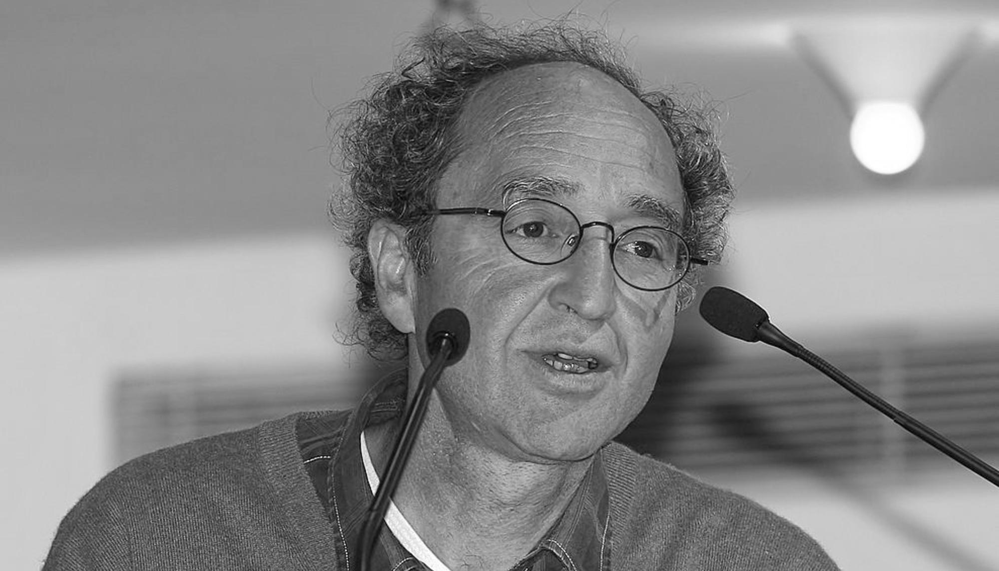 El escritor germanoturco Dogan Akhanli