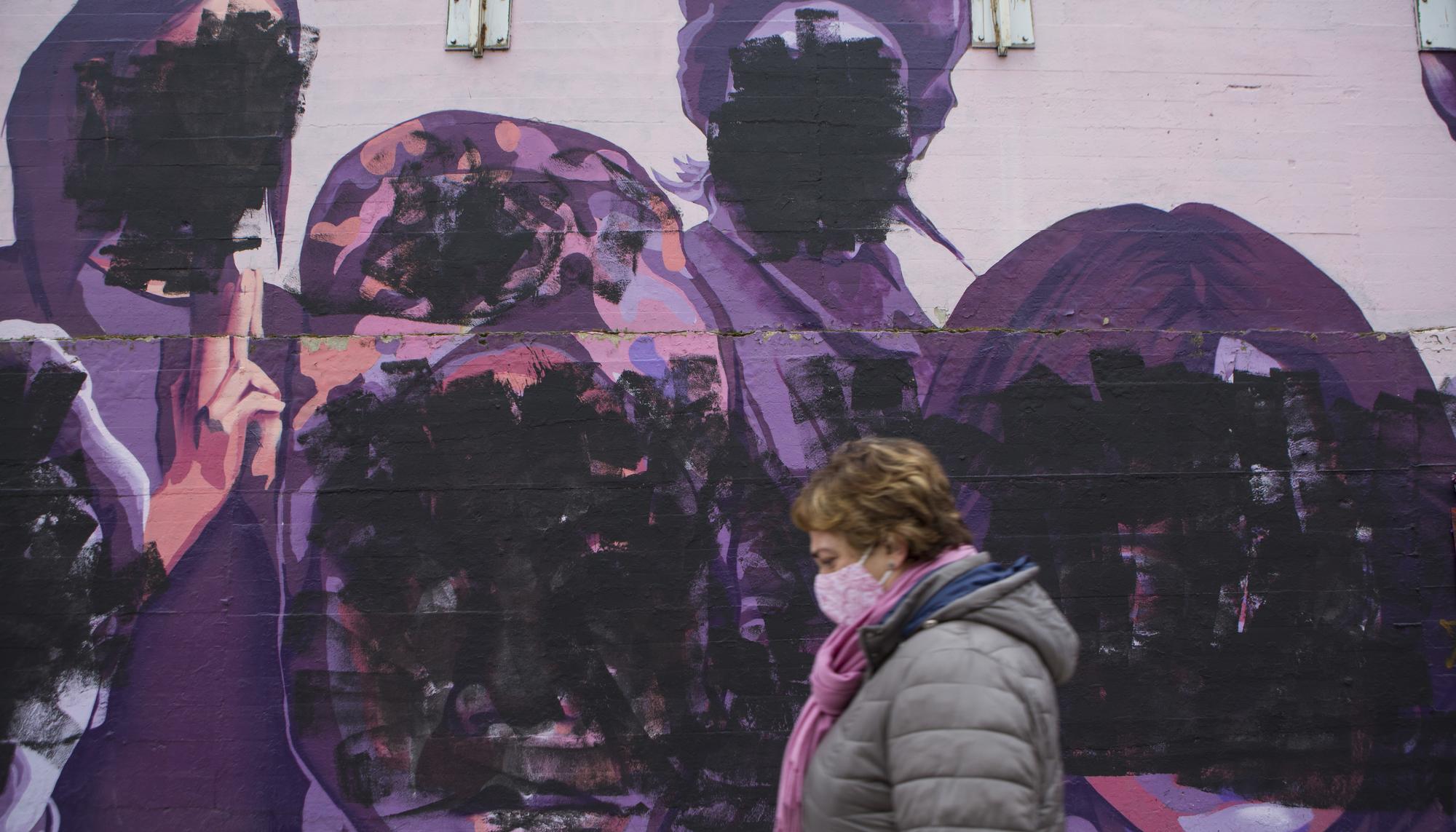 ataque al mural feminista en el barrio de la Concepción por el 8M  - 4
