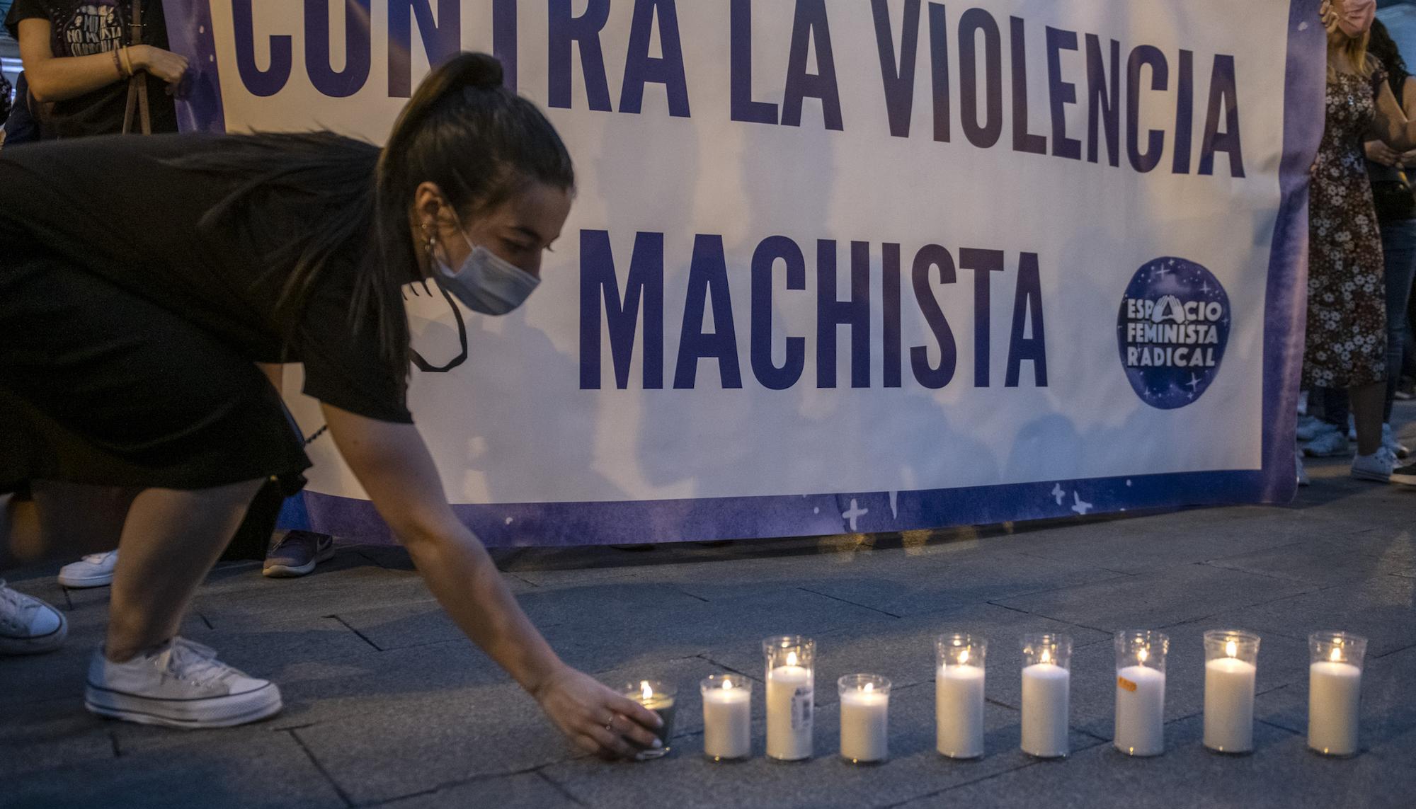 Concentración feminista en Madrid en protesta por los  asesinatos machistas - 2