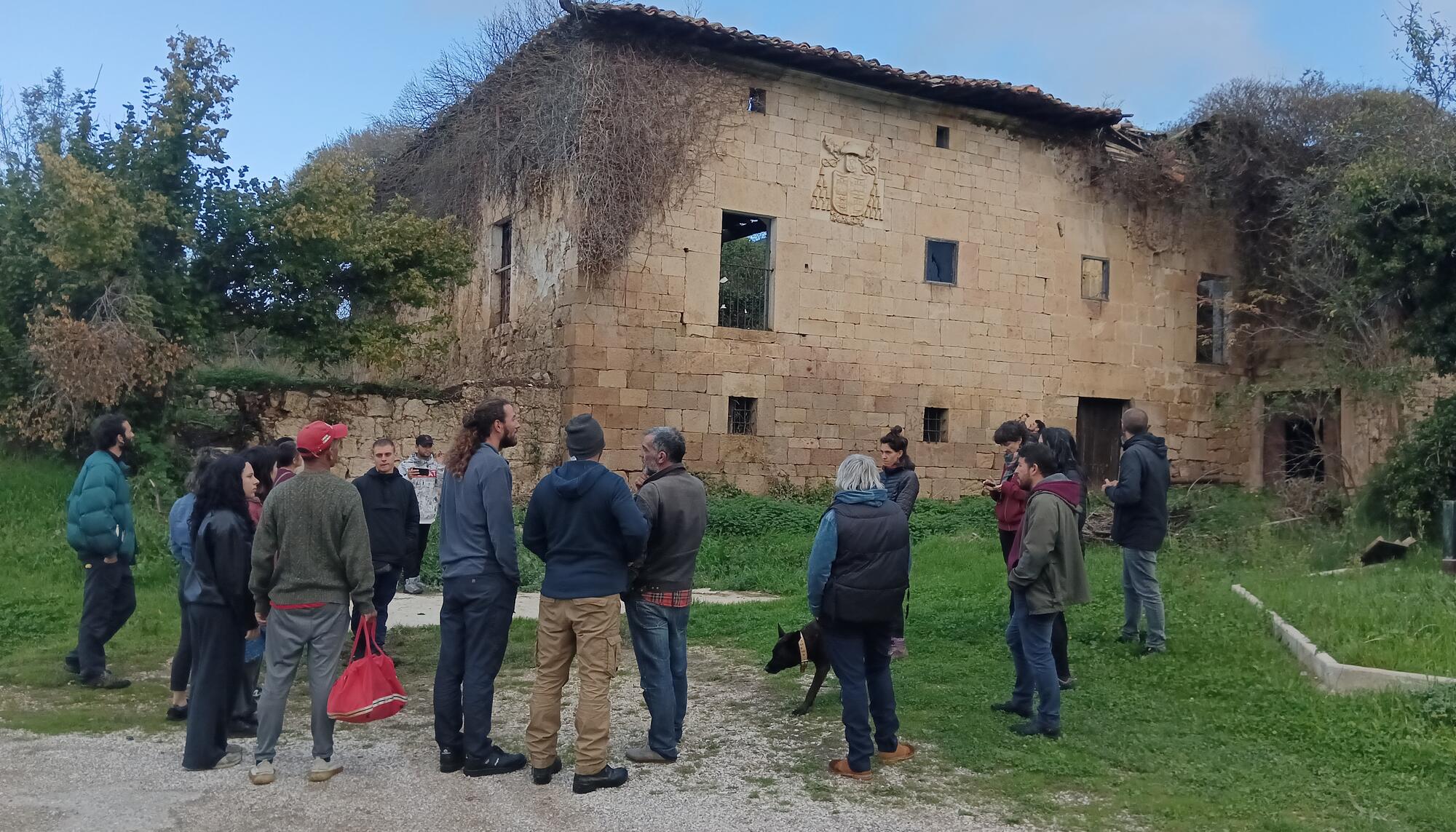 Caserón del siglo XVI en Quecedo de Valdivielso (Burgos) que albergará la Escuela de los Pueblos