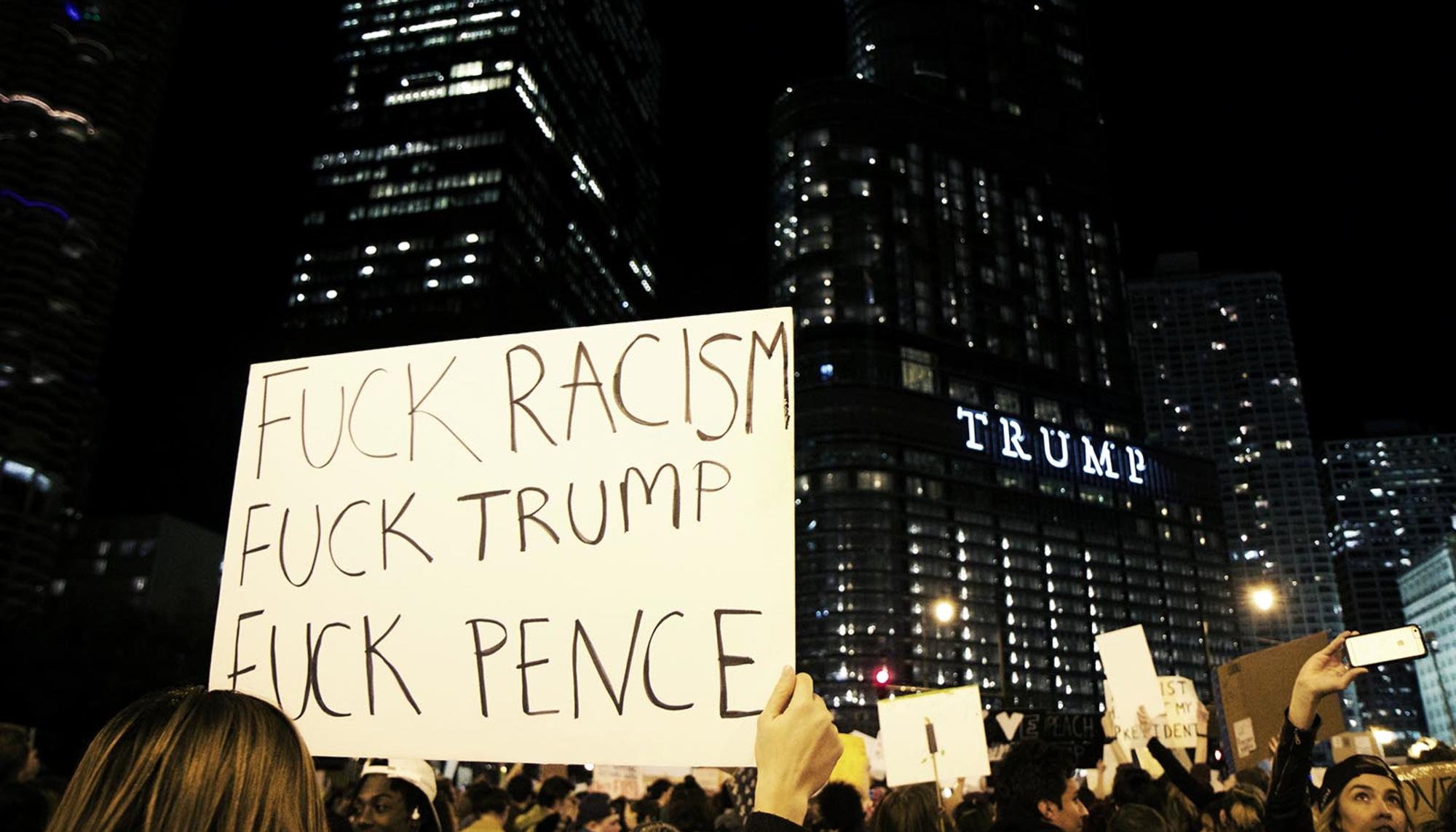 Chicago se manifesta contra Donald Trump.