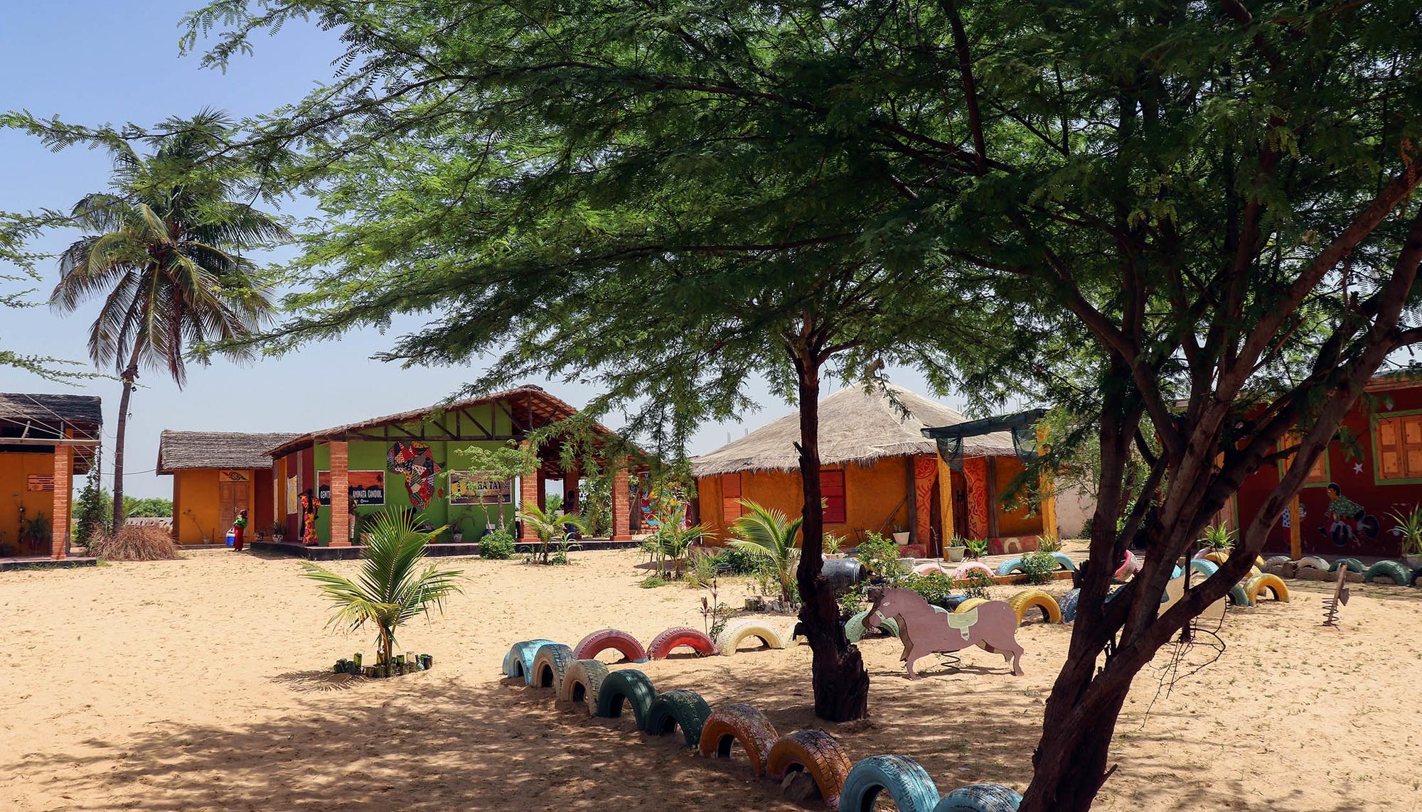 Senegal Sara Plaza - 2