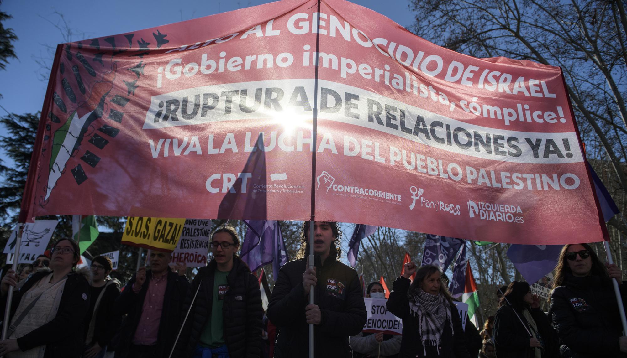Más de 50.000 personas en Madrid contra el genocidio en Gaza y en apoyo al pueblo palestino - 4