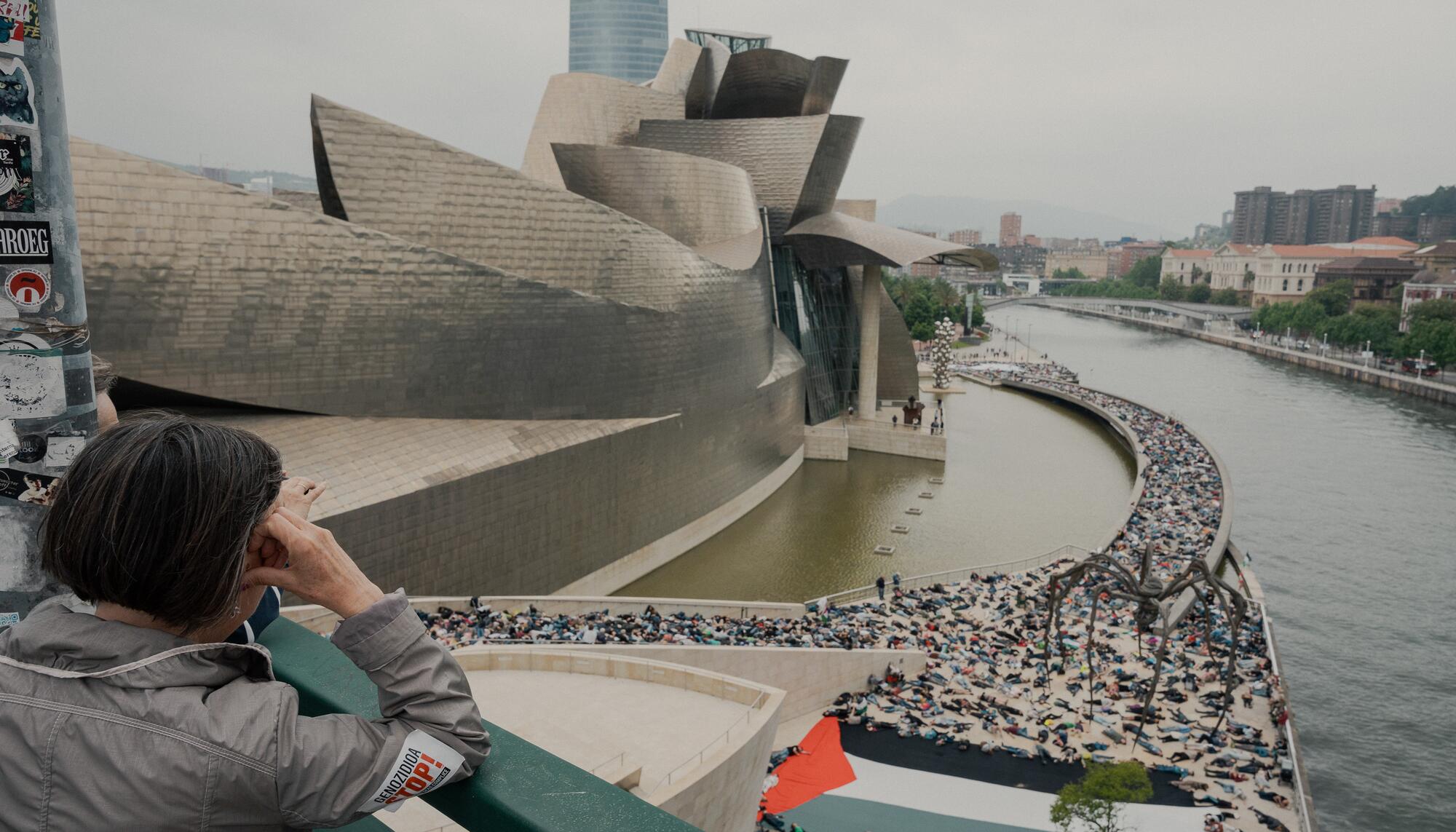 Manifestación por Palestina en el Guggenheim de Bilbao