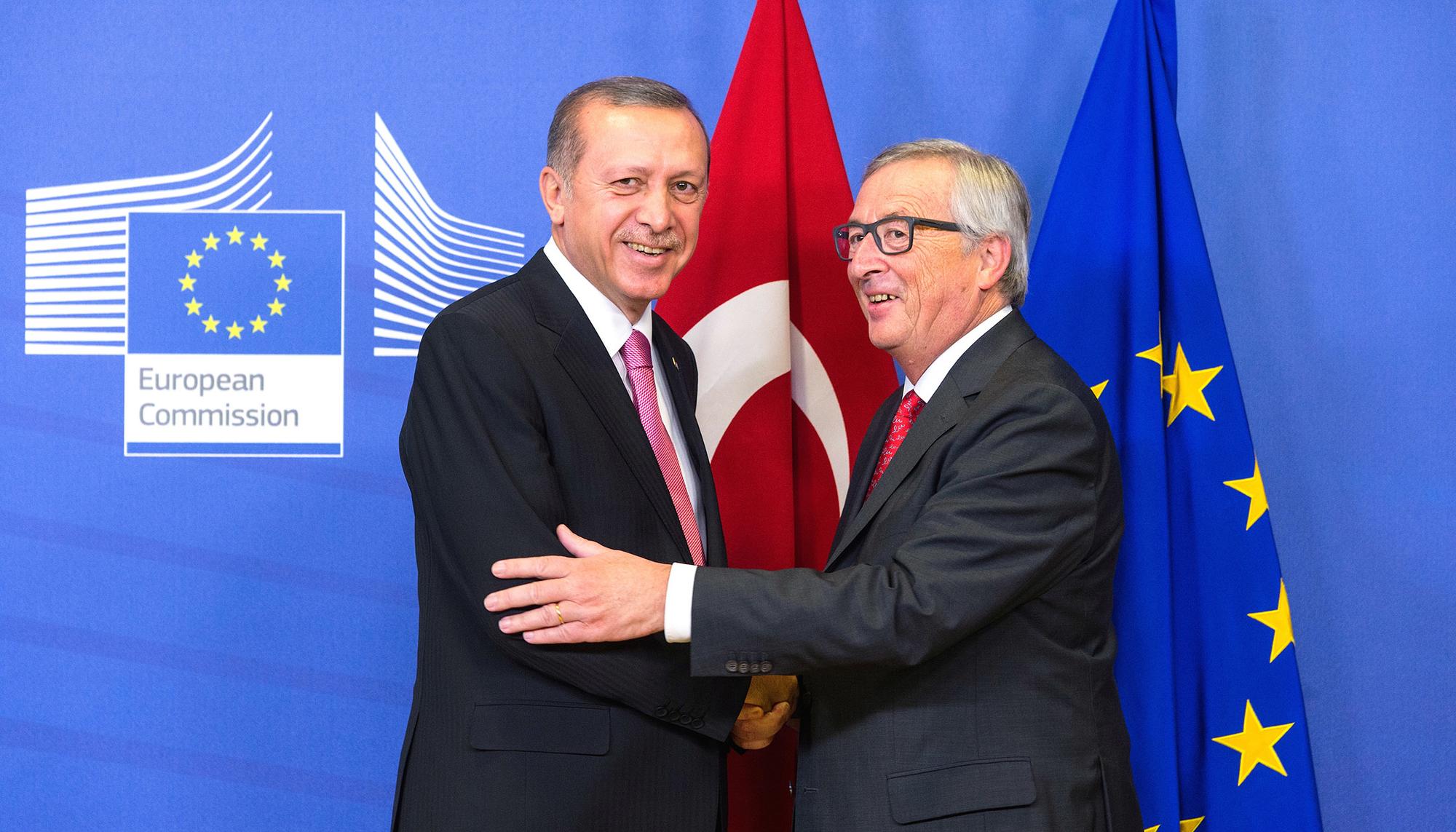 Erdogan y Juncker en Berlín refugiados sirios