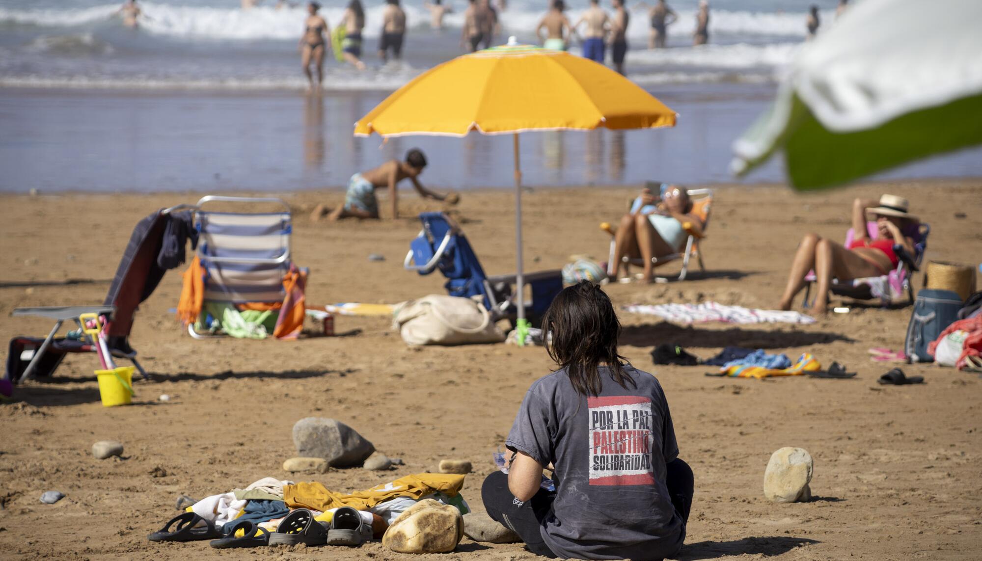 Camiseta Palestina playa Asturias