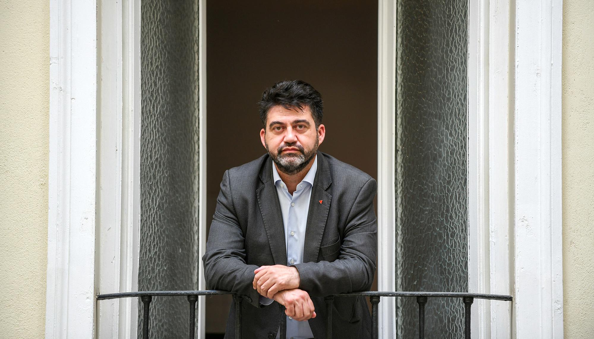 Carlos Sánchez Mato interior