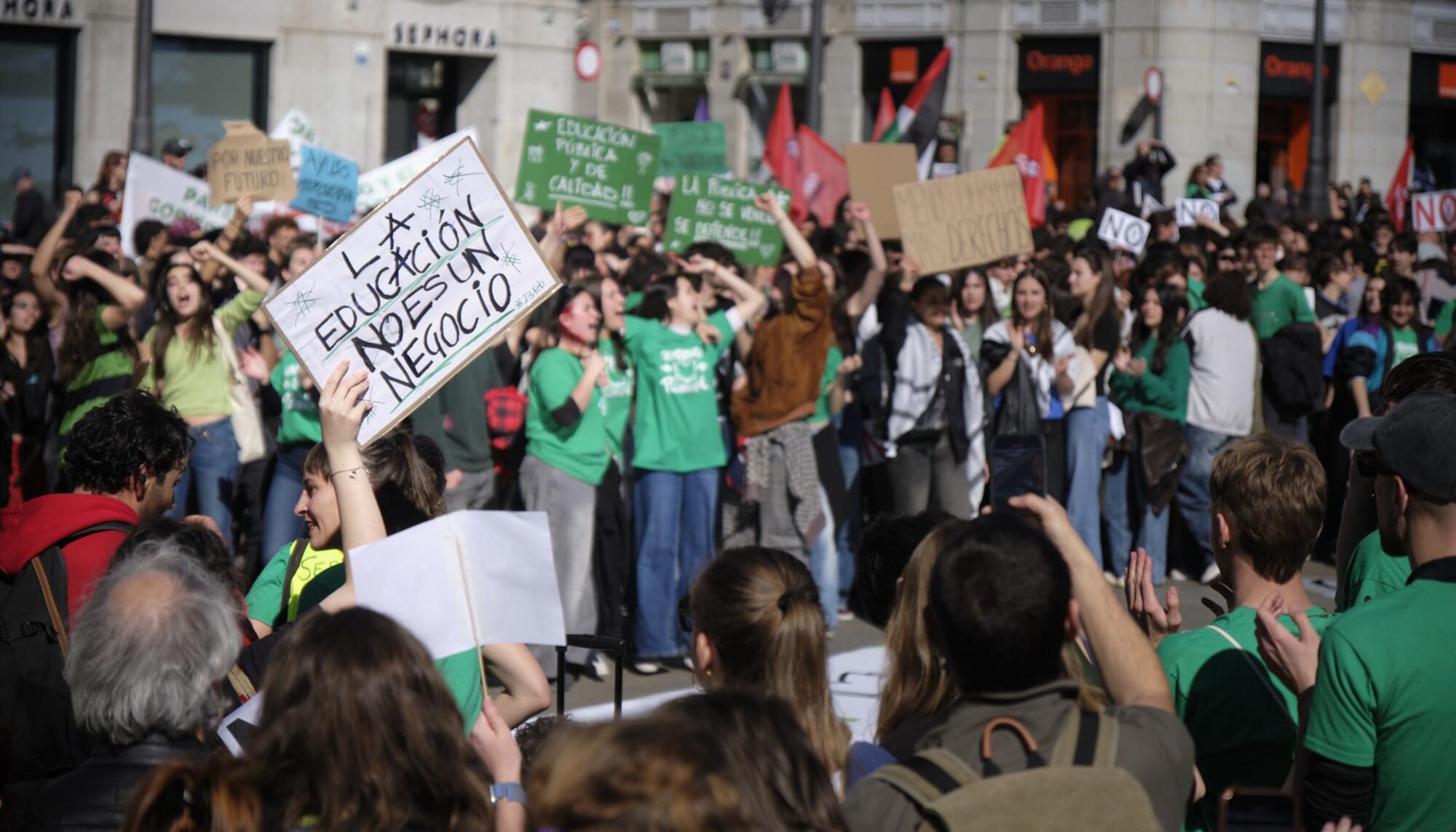 Manifestación Educación Pública Madrid 23 Febrero 2025 - 1