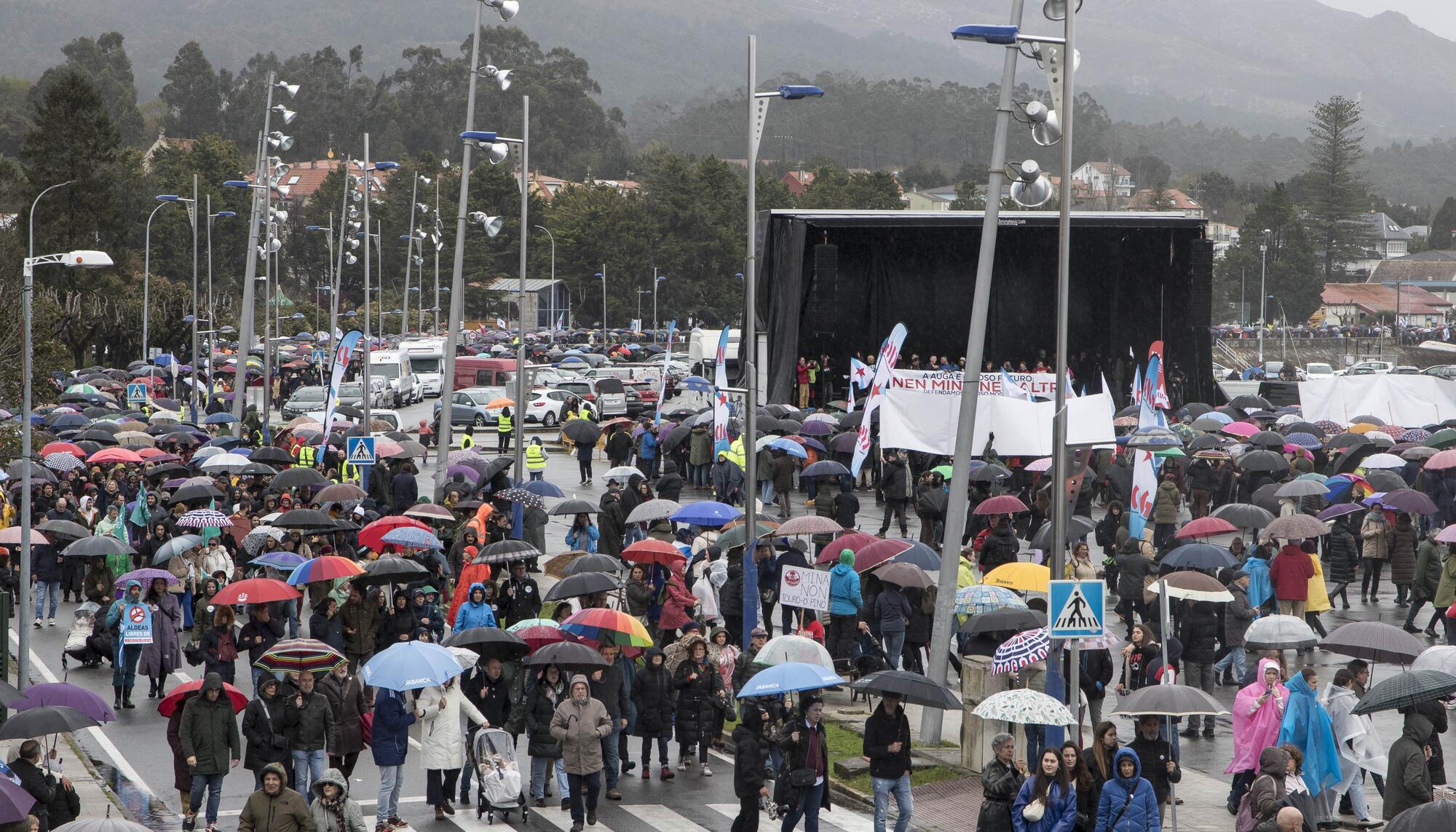 Manifestación A Pobra Altri Mina Touro - 5