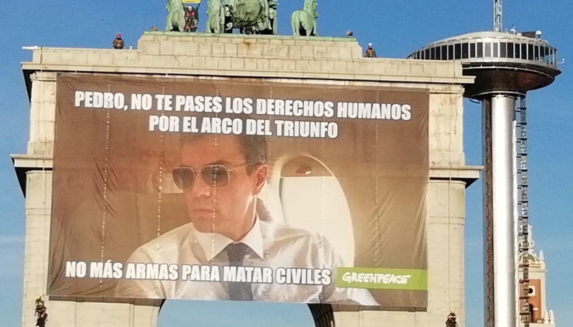 Acción GreenPeace Moncloa Pedro Sánchez