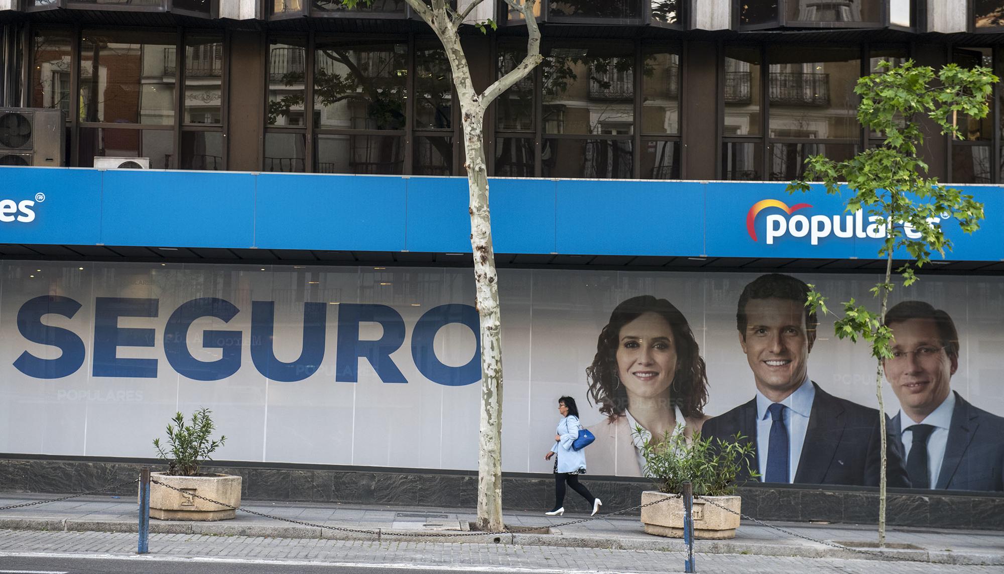 Propaganda electoral PP sede Genova