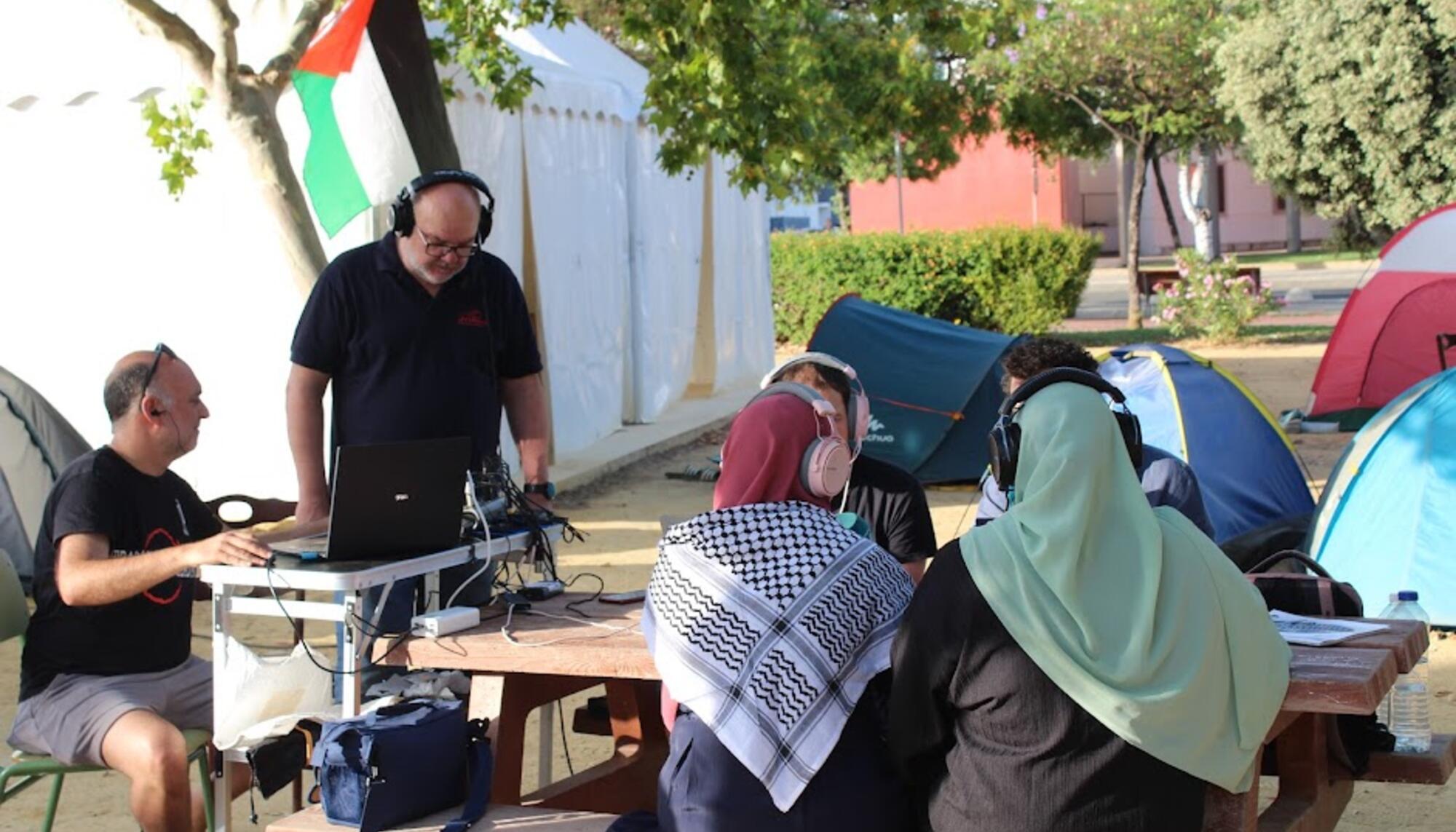 Acampada Palestina UHU