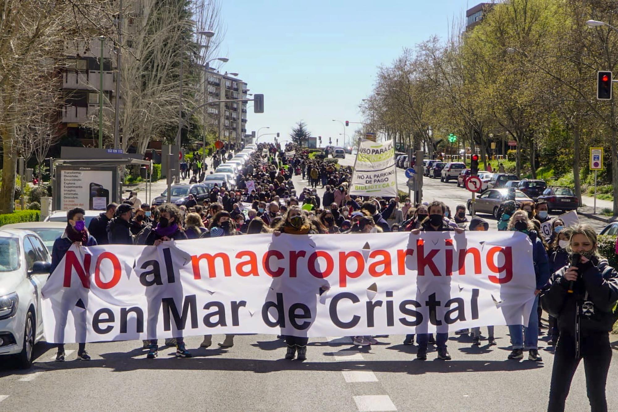 Protesta Hortaleza contra macroparking