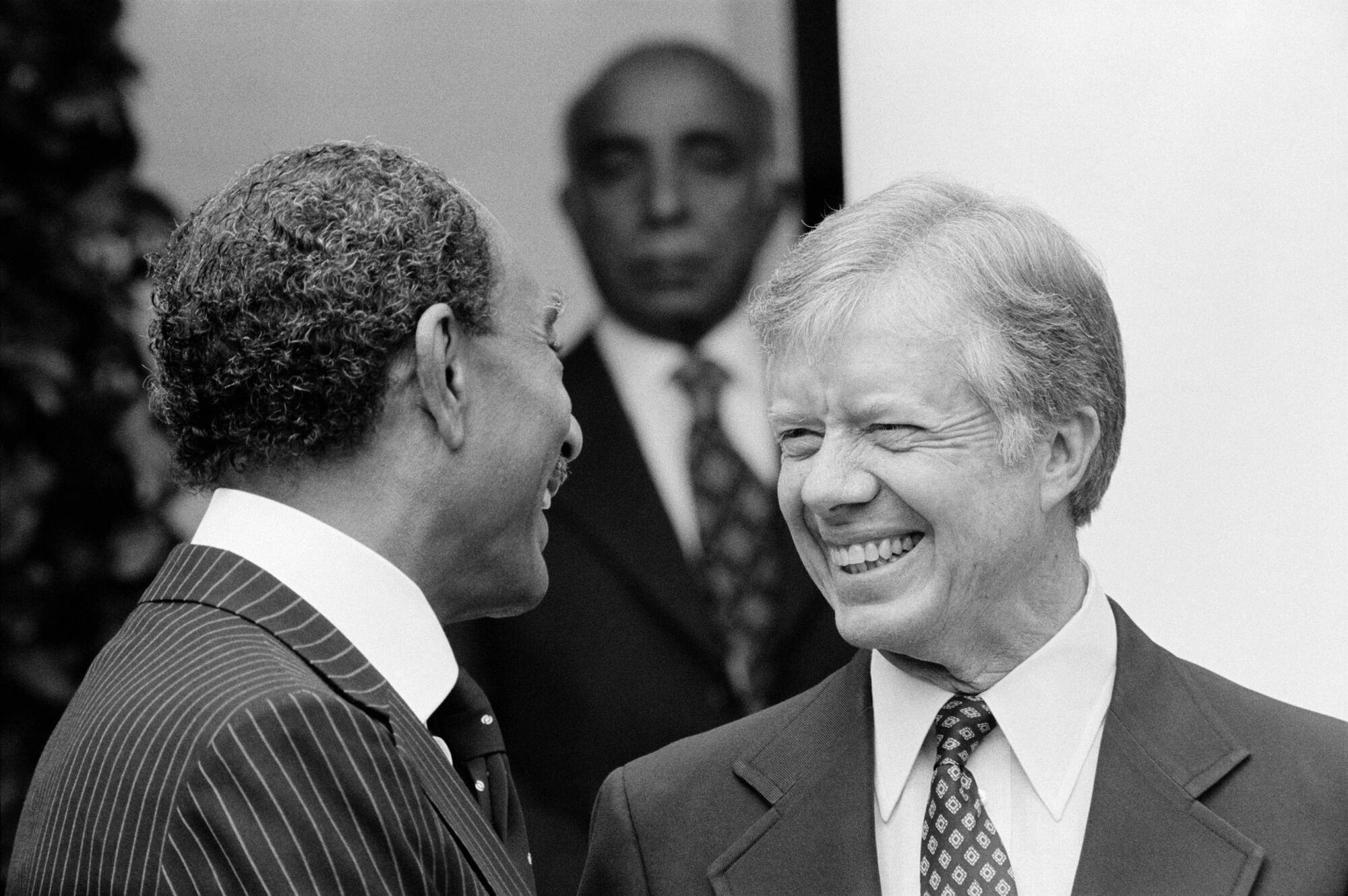 Jimmy Carter con Anwar es-Sadat en 1980