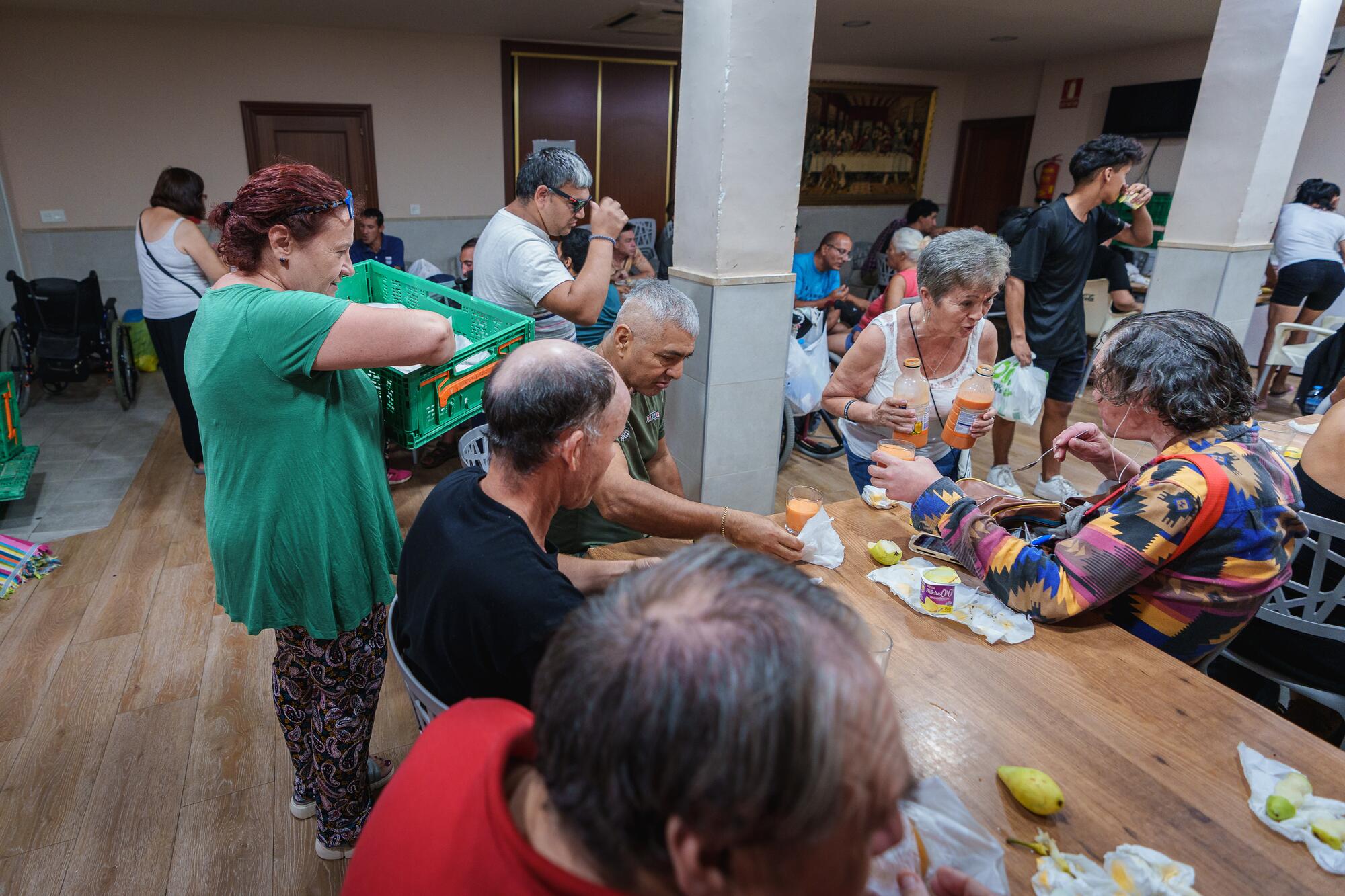 Refugio climático para las personas sin hogar de Granada en agosto.