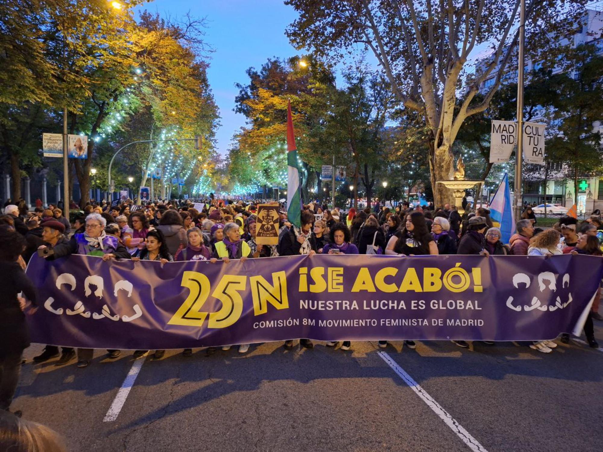 Cabecera de la manifestación #Se Acabo a punto de partir de Atocha, Madrid.