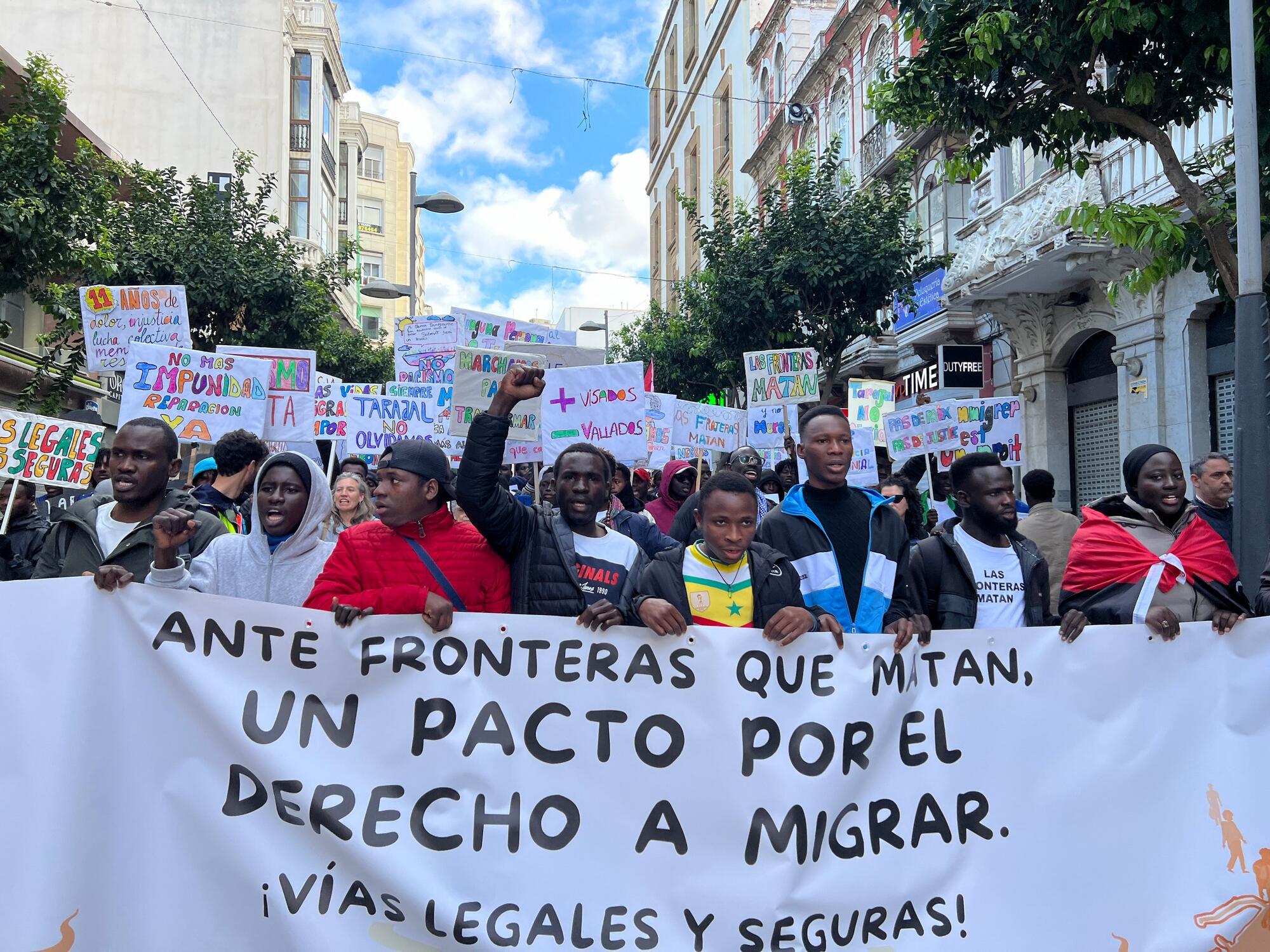 XII Marcha por la Dignidad en Ceuta en febrero de 2025 para protestar por la impunidad de la masacre de El Tarajal en 2014. - 1