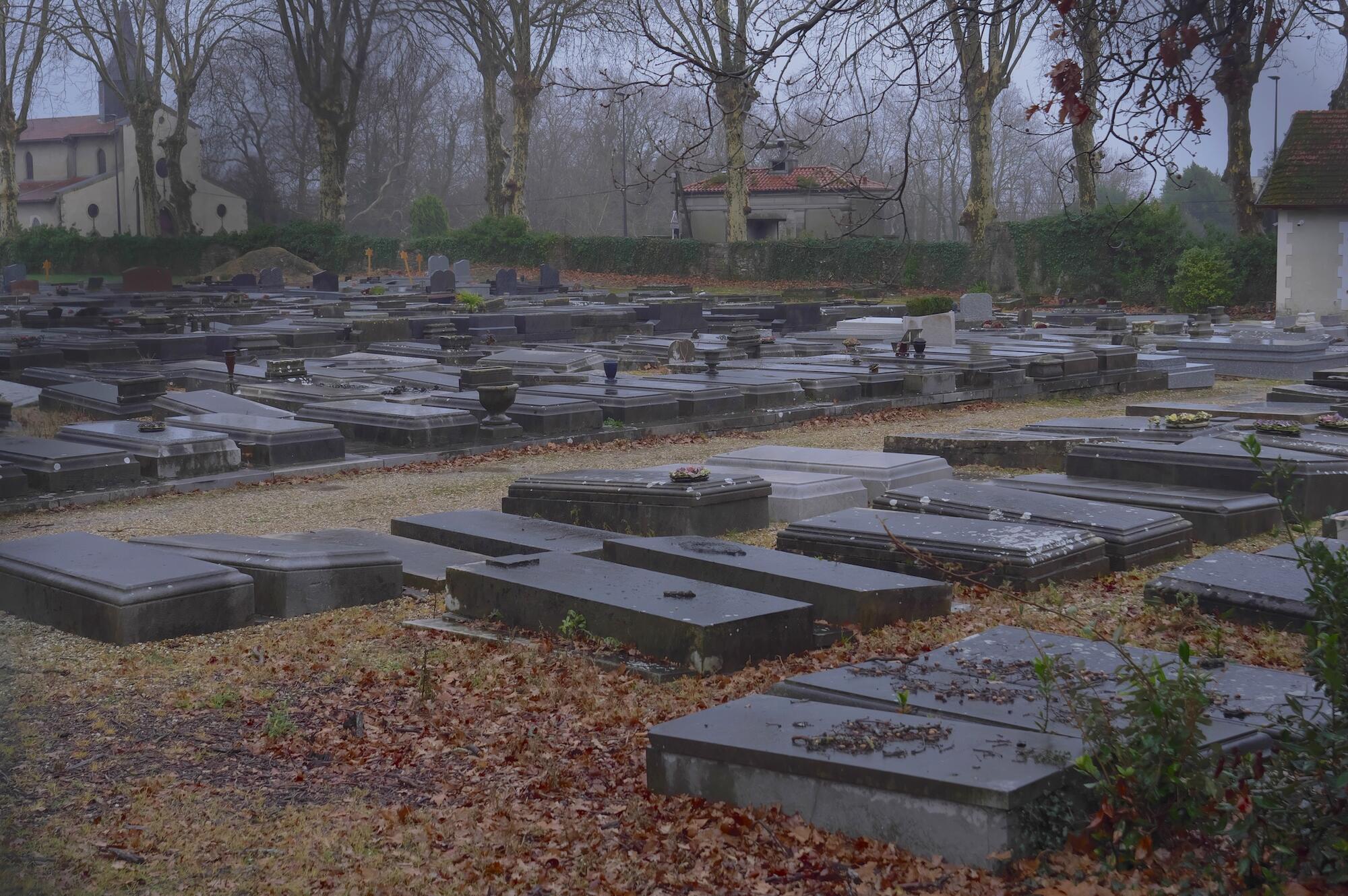 Cementerio judío de Baiona, uno de los más grandes de Europa