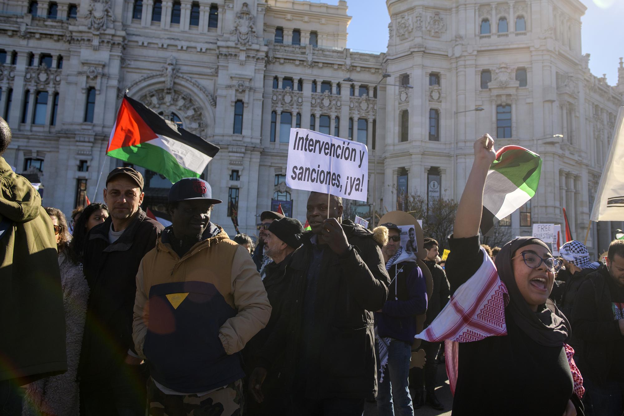 Más de 50.000 personas en Madrid contra el genocidio en Gaza y en apoyo al pueblo palestino - 8