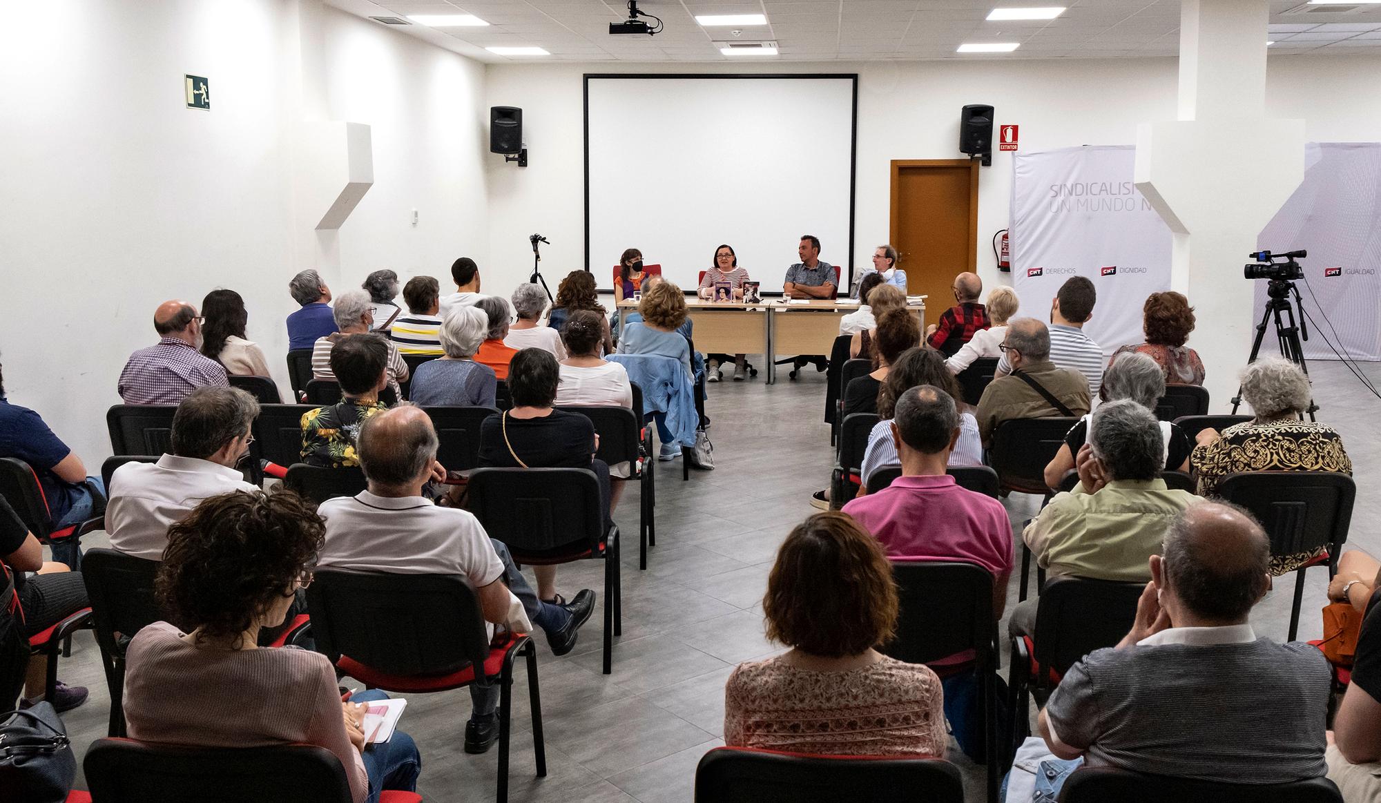 Presentación libro lucia Sánchez Saornil FAL