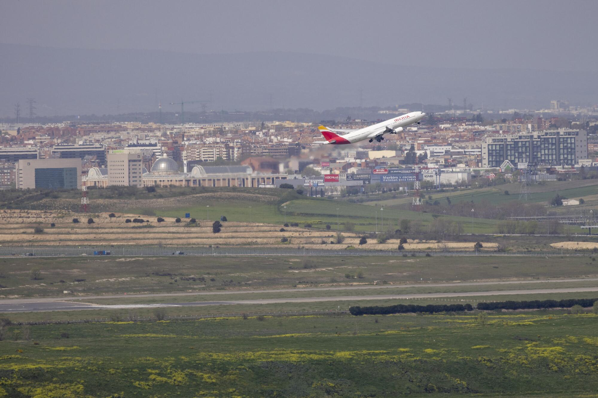 Aeropuerto T4 Aviones - 5