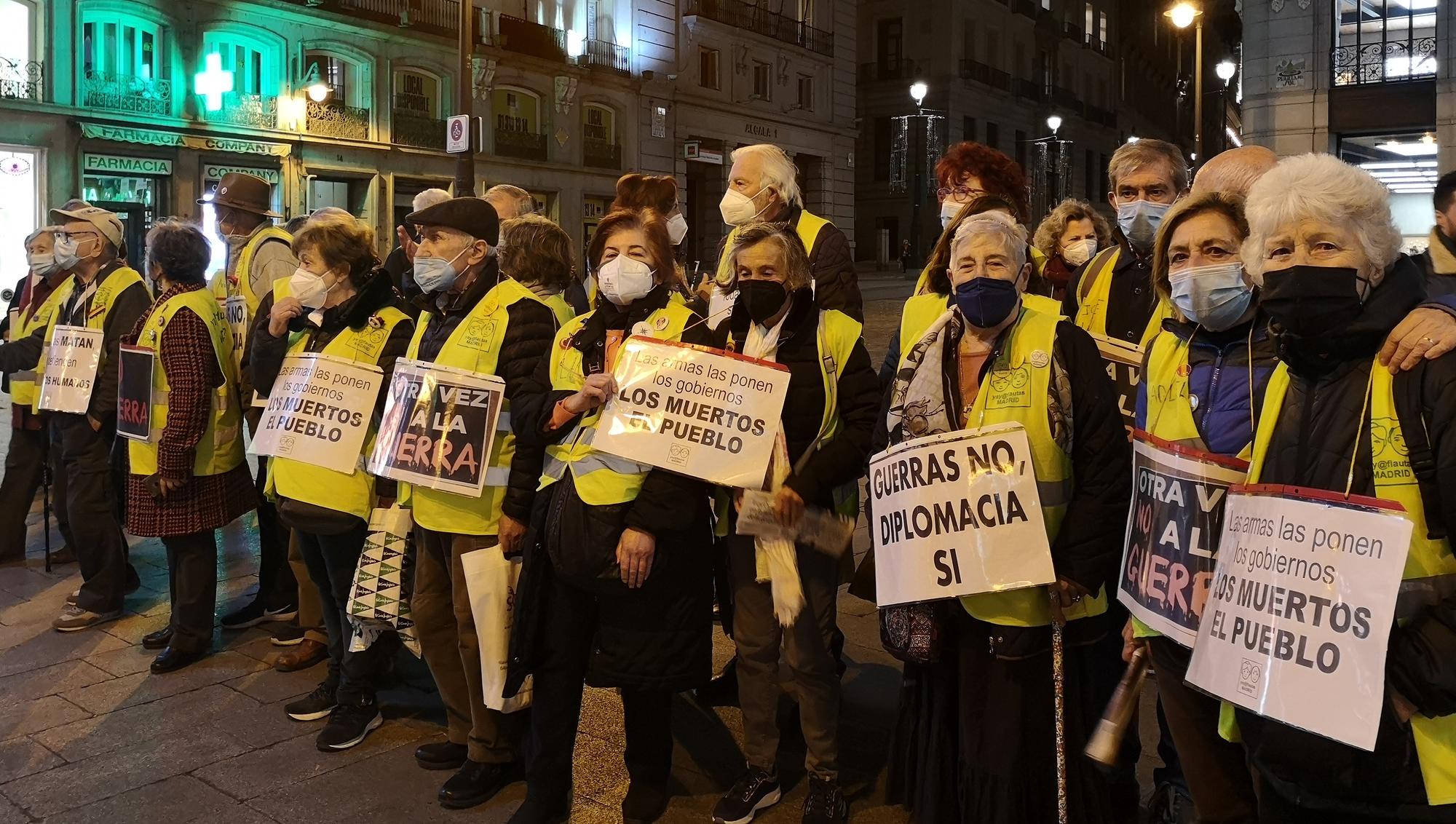 Yayoflautas contra las guerras