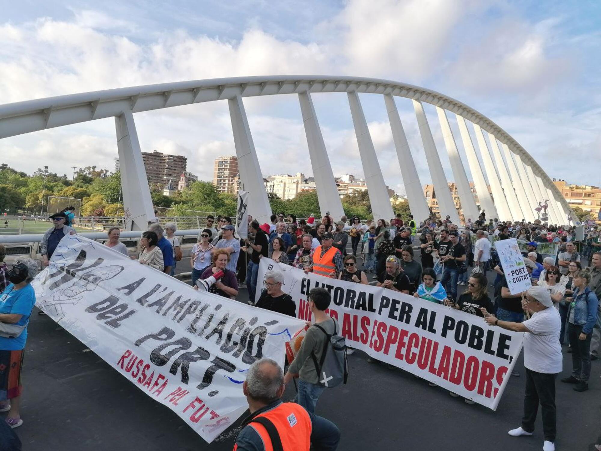 No a la ampiacion puerto valencia