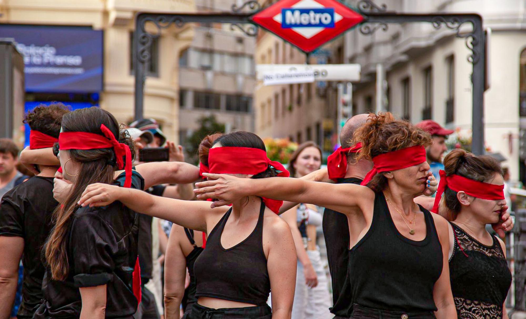 Acción contra la censura realizada en la plaza de Callao (Madrid)