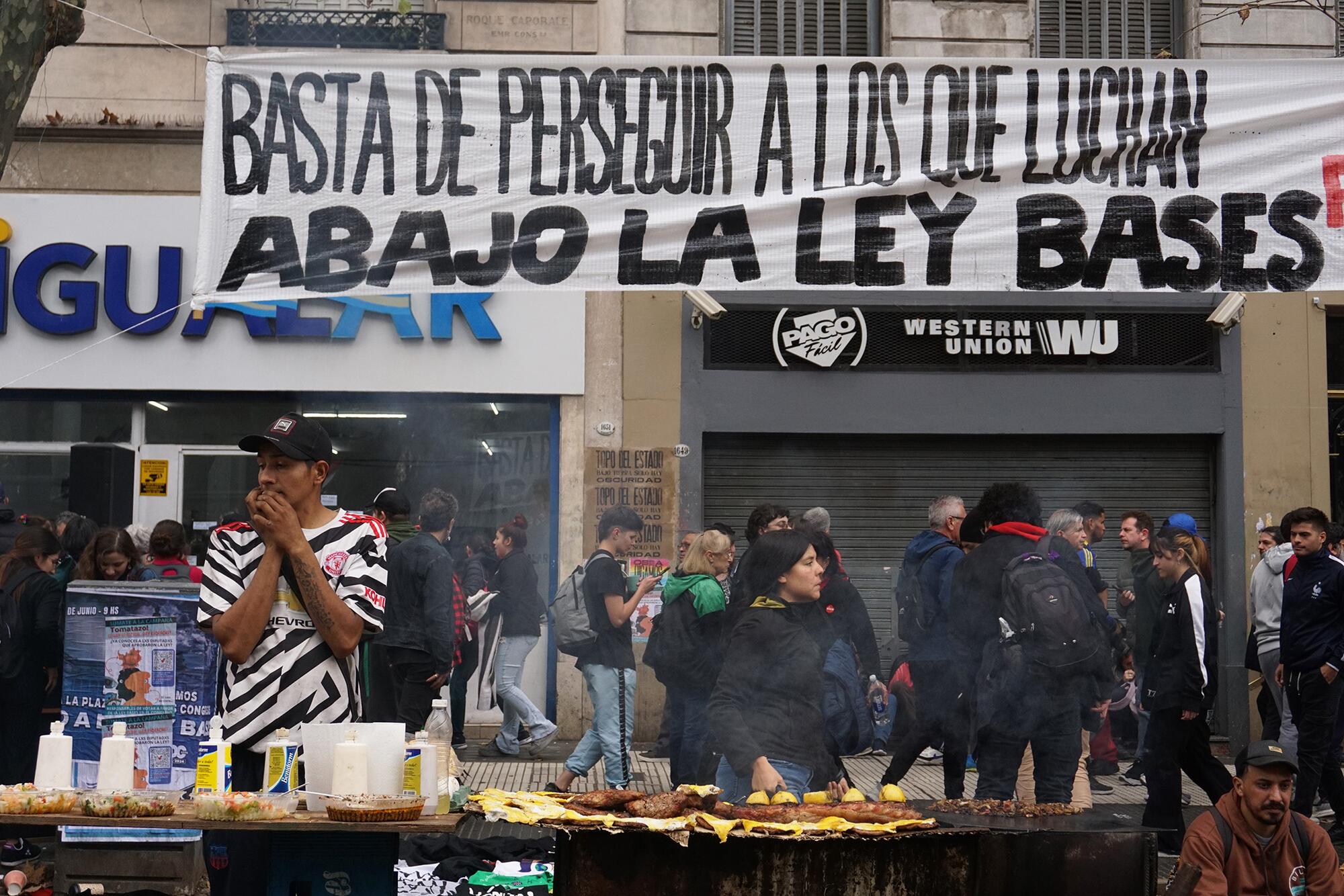 Protesta Milei Buenos Aires - 3