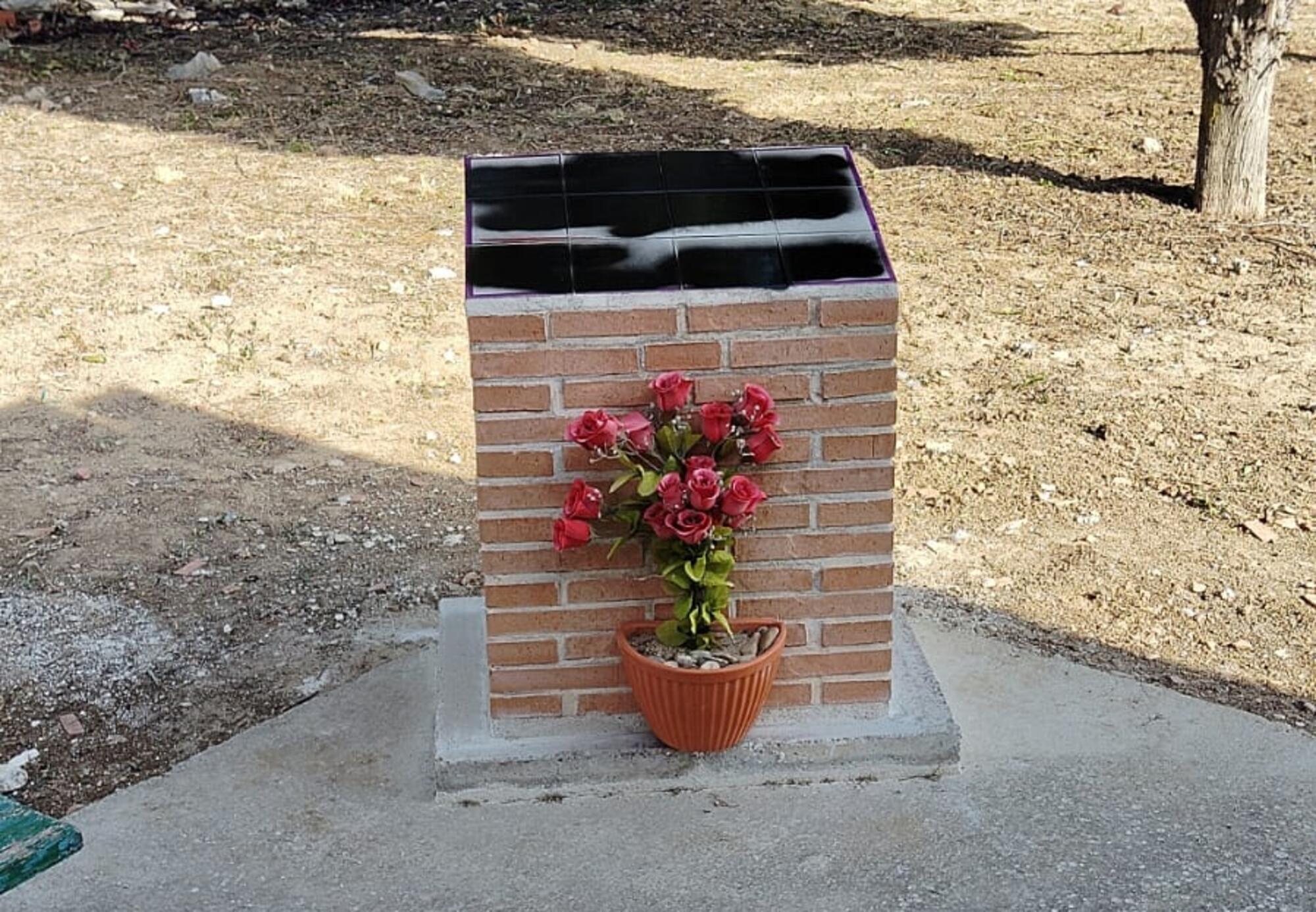 Memorial Fuensalida vandalizado