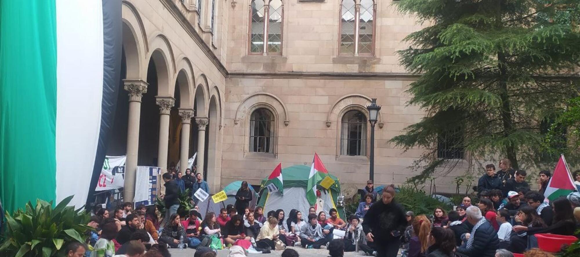 Acampada Universitaria por Palestina en Barcelona