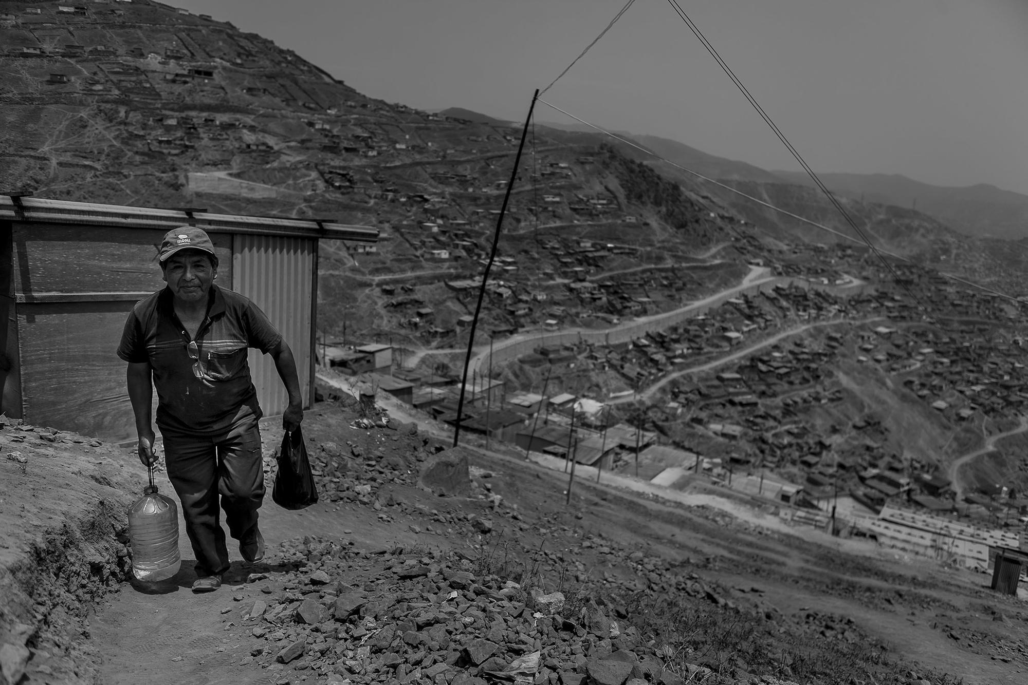 Peru agua en un desierto urbano - 8