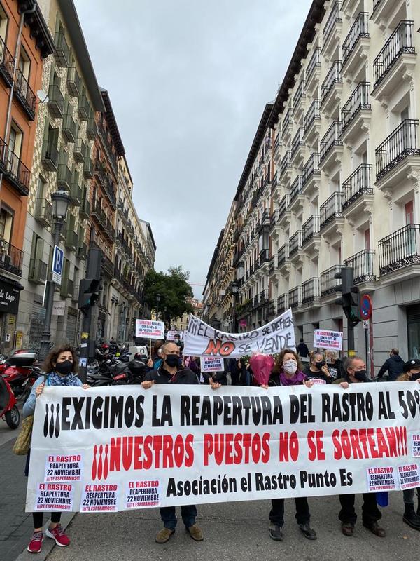 Manifestación por la reapertura de El Rastro 2