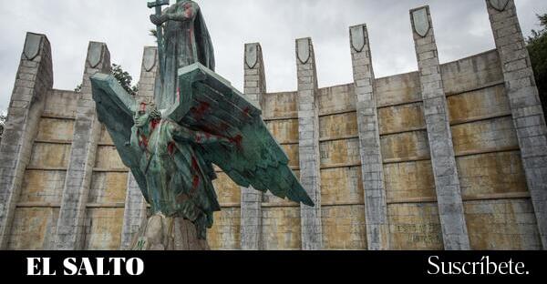 Un artista renuncia a un premio de la Academia de Bellas Artes Canaria por su defensa del monumento a Franco