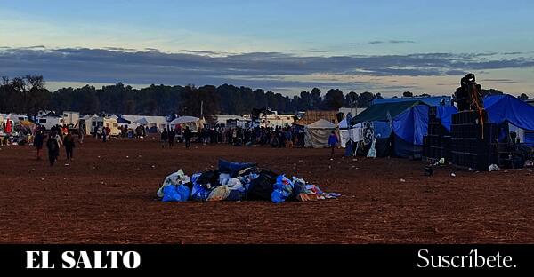 Big Fucking party en el aeropuerto, corruptos, indignantes e indignados