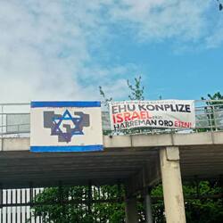 Universidad País Vasco pancartas contra la colaboración con Israel