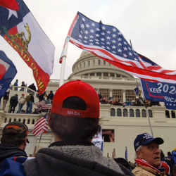 Grupos de extrema derecha armados en el Capitolio